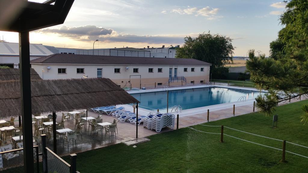 Hospedium Hotel Castilla Torrijos Zewnętrze zdjęcie